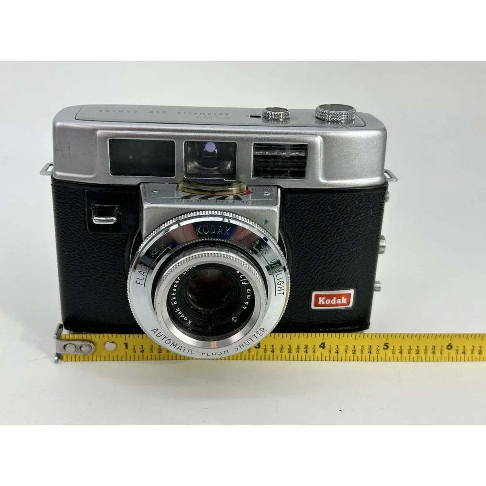 Vintage Kodak Automatic 35B Camera 35mm Film Point Shoot